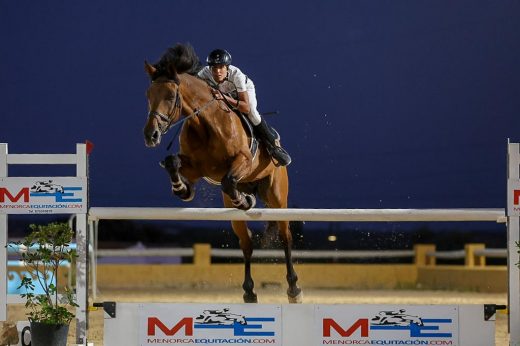 Los jinetes demostraron su manejo en las riendas del caballo (Foto: Ayuntamiento de Alaior)