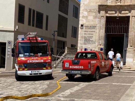 (Fotos) Incendio en el Mercat des Claustre