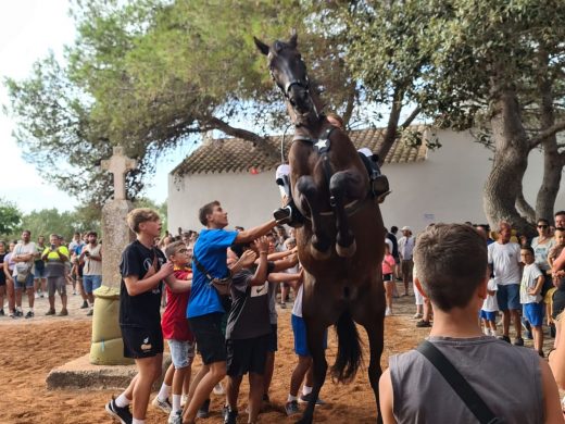 (Fotos) Binixems permite intuir las fiestas de Sant Llorenç