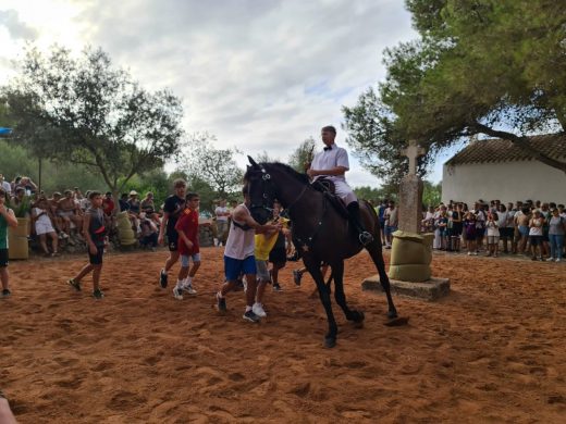 (Fotos) Binixems permite intuir las fiestas de Sant Llorenç