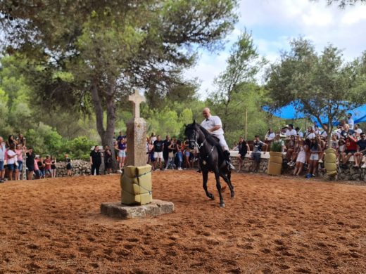 (Fotos) Binixems permite intuir las fiestas de Sant Llorenç