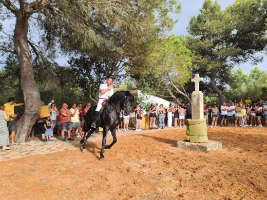 (Fotos) Binixems permite intuir las fiestas de Sant Llorenç