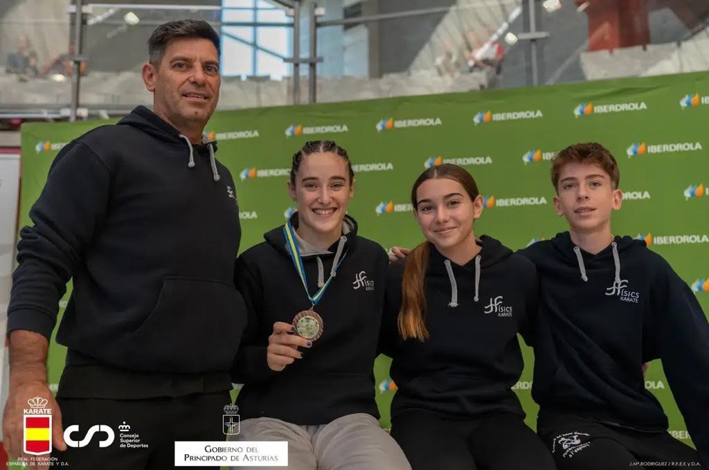 Judith Álvarez, Miranda Herrero y Roman Sintes.