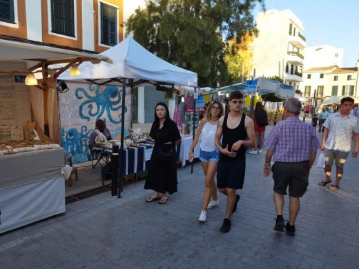 (Fotos) Maó se prepara para una semana llena de sabor en el Mercat de Festes