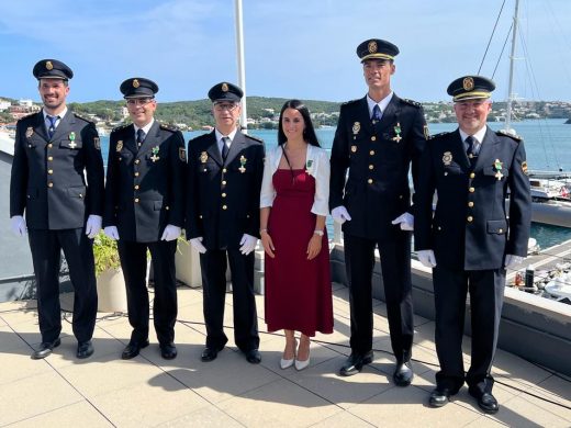 (Fotos y vídeos) La Policía Nacional celebra su patrón con un emotivo acto en el Club Marítimo