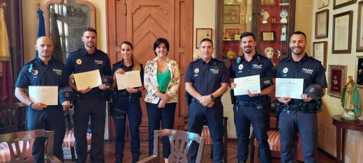 Los nuevos policías, en la toma de posesión.