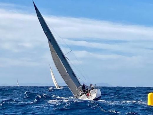 (Fotos) Victoria del Wanderlust en la emocionante regata de la Liga Siroco en Ciutadella