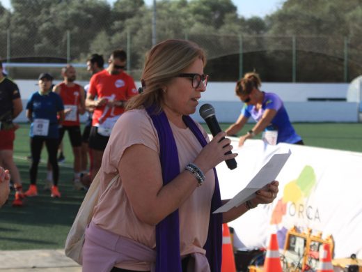 Enric Pons y Katty Holguin dominan la carrera contra la violencia machista de Sant Lluís