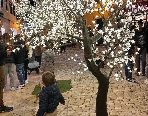 (Fotos) Ciutadella inicia sus actividades navideñas