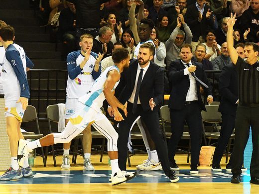 (Fotos) Hannah y Stevic lideran una victoria de valor doble ante el Cáceres (86-67)