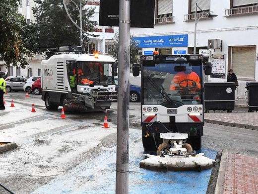 (Fotos) Mejoras en la avenida Menorca: el Ajuntament de Maó refuerza la limpieza y el mantenimiento