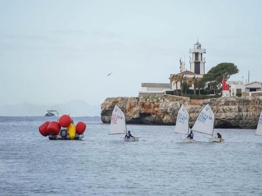 (Fotos) Trofeo Sant Antoni 2024 de vela y windsurf en Ciutadella