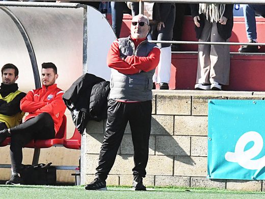 (Fotos) Un tempranero gol de Marc Esteve sentencia al Mercadal ante el Platges de Calvià (0-1)