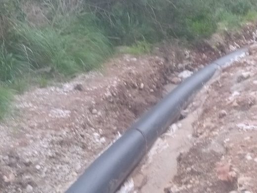 (Foto-denuncia) El mal estado del camino a la playa de Cala en Porter