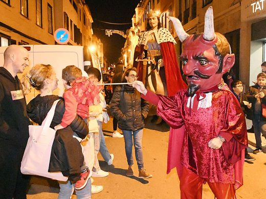 (Fotos) Menorca vive su víspera de Sant Antoni más animada