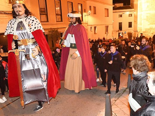 (Fotos) Menorca vive su víspera de Sant Antoni más animada