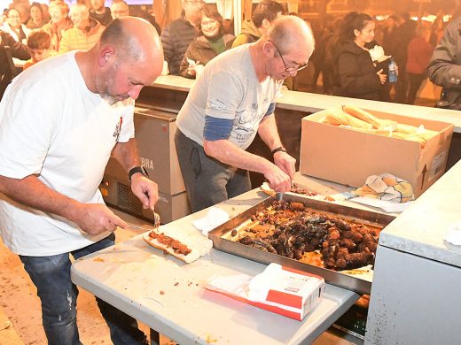 (Fotos) Menorca vive su víspera de Sant Antoni más animada