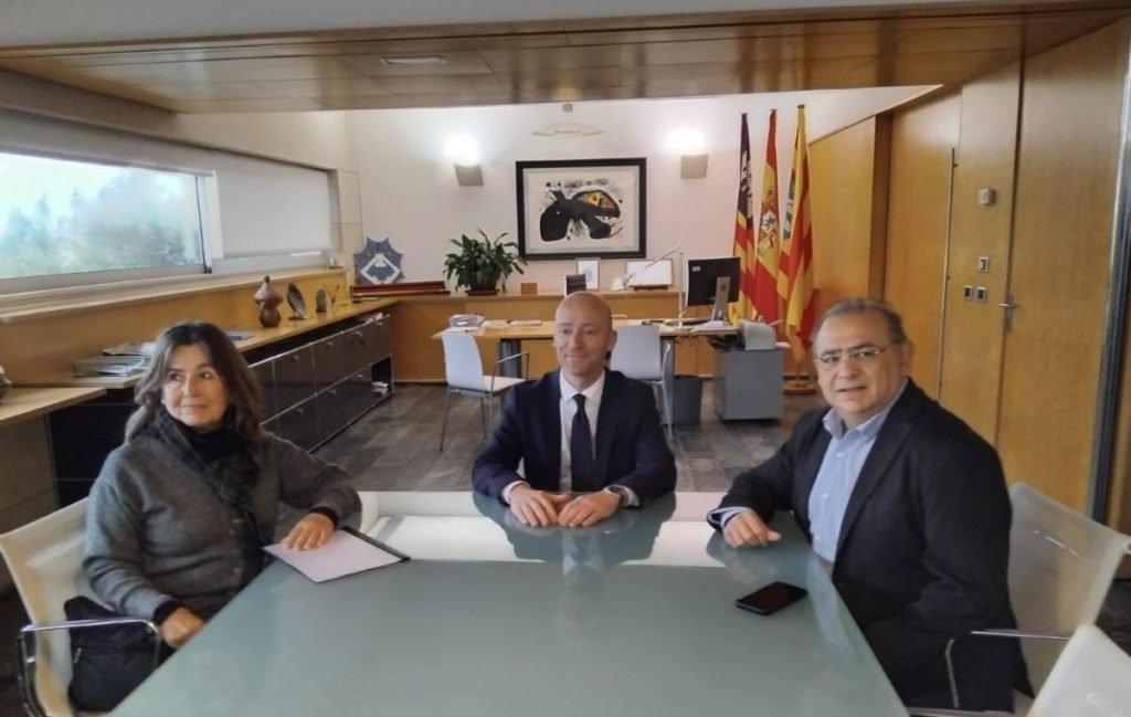 El Delegado del Gobierno en Baleares ha visitado el Consell de Menorca