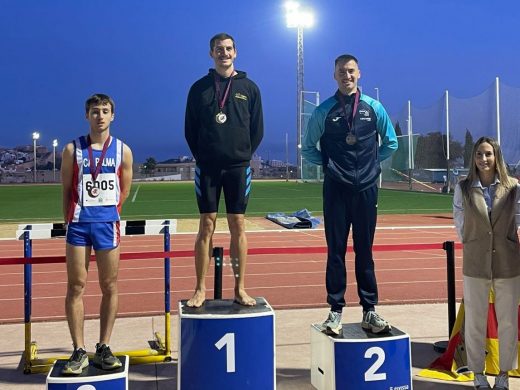 Menorca se lleva 23 medallas en el campeonato balear absoluto de invierno de atletismo