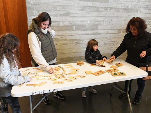 (Fotos) Sant Lluís celebra el Dia de les Illes Balears con juegos y talleres