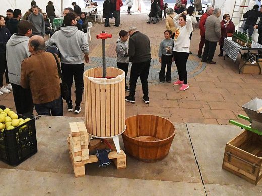 (Fotos) Sant Lluís celebra el Dia de les Illes Balears con juegos y talleres