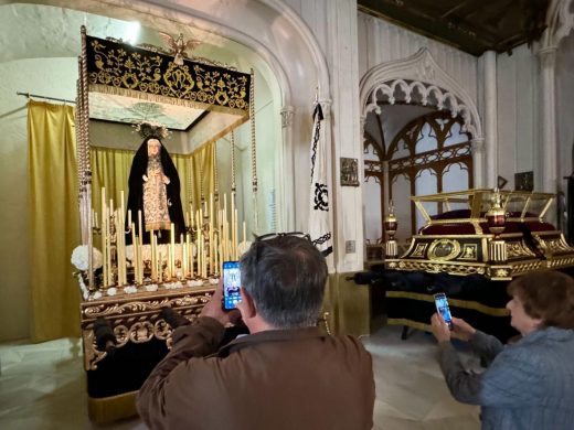 (Fotos) La iglesia de Santa Maria ofrece un adelanto del “Devallament”