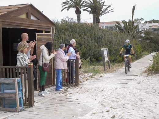 Quero y Leal se llevan la primera edición de la Menorca Bike