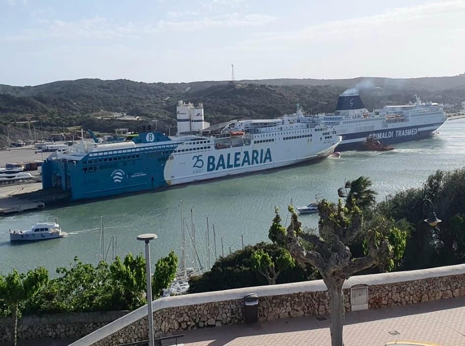 Baleària ha recalado este jueves en Maó