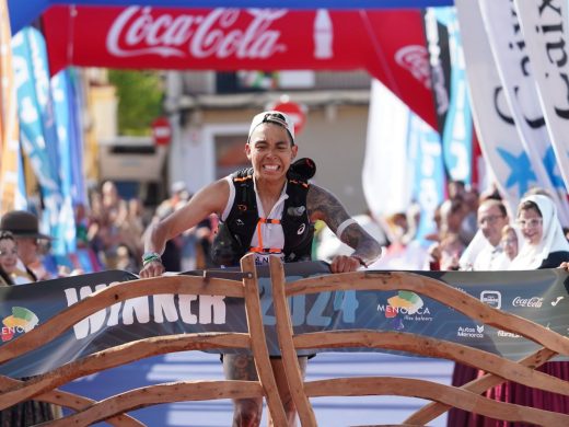 Antonie Guillon y Claire Bannwarth repiten como campeones de la Trail Menorca Camí de Cavalls