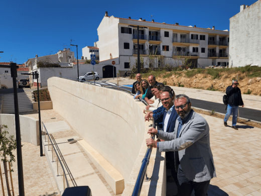 (Fotos) Concluyen las obras de Dalt Cala Corb con la inauguración de un renovado espacio urbano