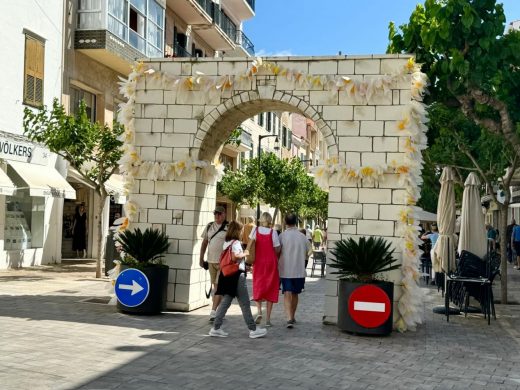 (Fotos) Maó se viste de primavera