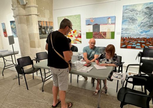 Votaciones en un colegio electoral de Menorca (Foto: Tolo Mercadal)