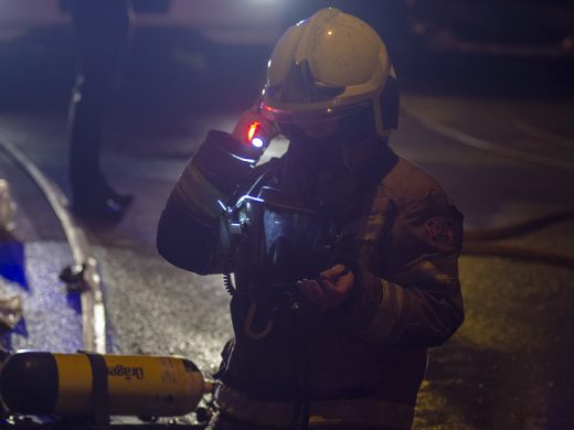 (Fotos) El fuego destruye una carpintería en Ferreries