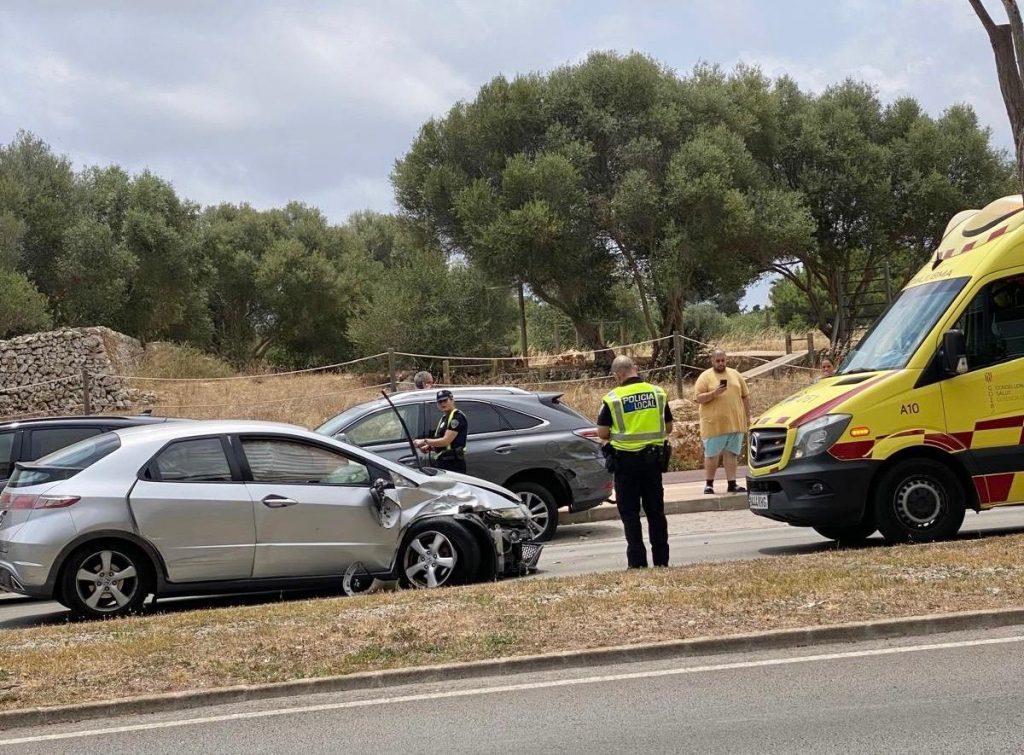 Imagen de los coches accidentados (Foto: Irene)