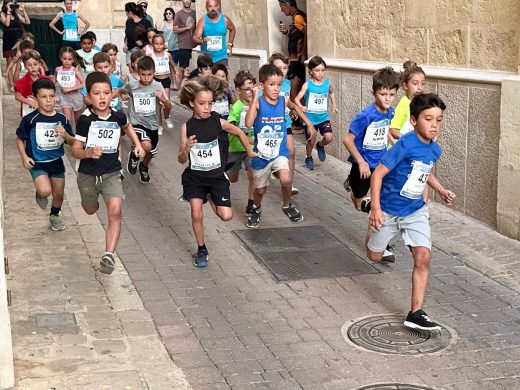 (Fotos) Sergi Reurer derrota a El Hihioui en la Cursa Popular de Sant Llorenç