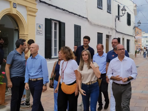 (Fotos) La ministra Teresa Ribera visita Menorca tras el devastador temporal