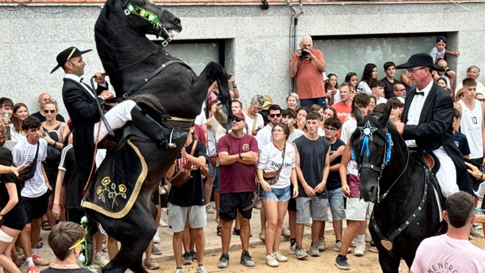 Uno de los momentos del jaleo matinal (Fotos y vídeo: Tolo Mercadal)