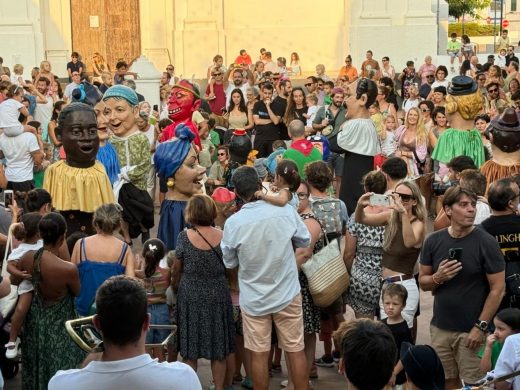 (Fotos) Los más pequeños arrancan las fiestas de Sant Lluís