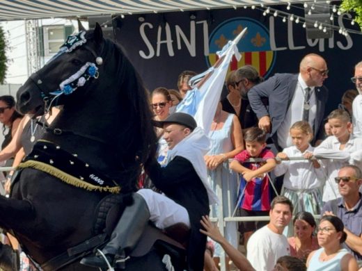 (Fotos) La fiesta no para en Sant Lluís