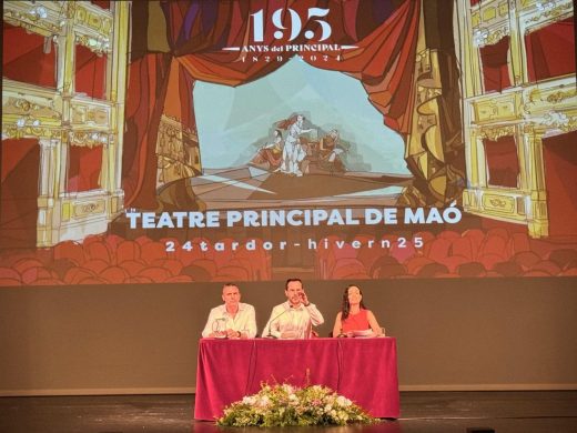 (Fotos) El Teatre Principal presenta la temporada otoño-invierno y conmemora su 195 aniversario