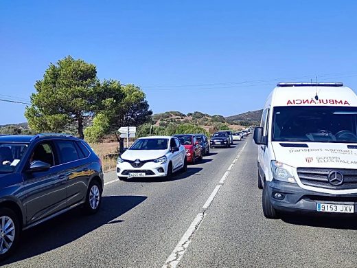 (Fotos) Accidente múltiple cerca de la salida de Ferreries: un choque en cadena provoca retenciones