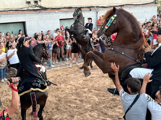 (Fotos y vídeo) El primer Jaleo de las fiestas de Sant Climent