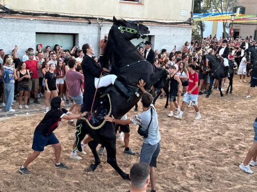 (Fotos y vídeo) El primer Jaleo de las fiestas de Sant Climent