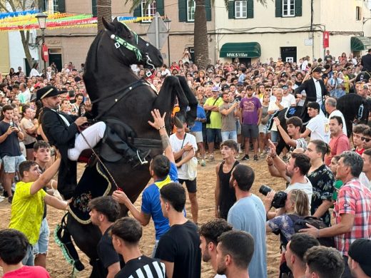 (Fotos y vídeo) El primer Jaleo de las fiestas de Sant Climent