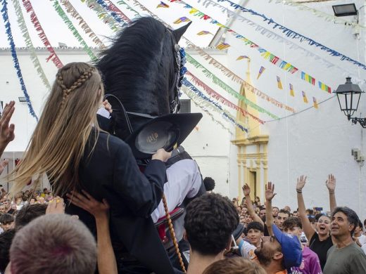 (Fotos) Ferreries ya ‘bota’ con su primer Jaleo