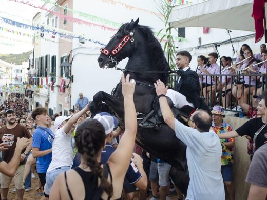 (Fotos) Ferreries ya ‘bota’ con su primer Jaleo