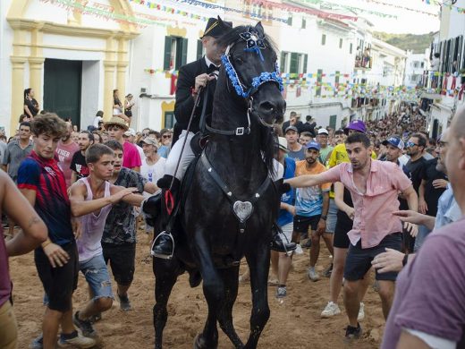 (Fotos) Ferreries ya ‘bota’ con su primer Jaleo