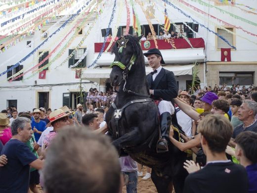 (Fotos) Ferreries ya ‘bota’ con su primer Jaleo