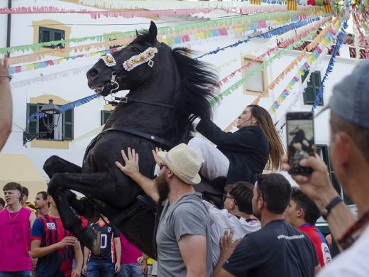 (Fotos) Ferreries ya ‘bota’ con su primer Jaleo