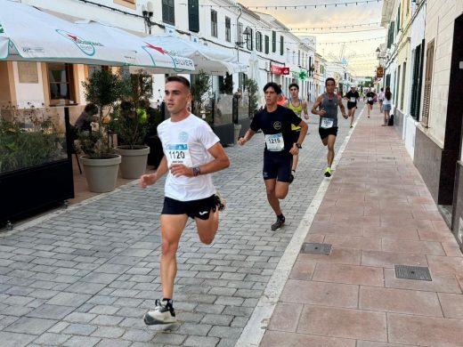 (Fotos) Maria Pallicer y Borja Coll ganan la ‘cursa’ en Sant Lluís